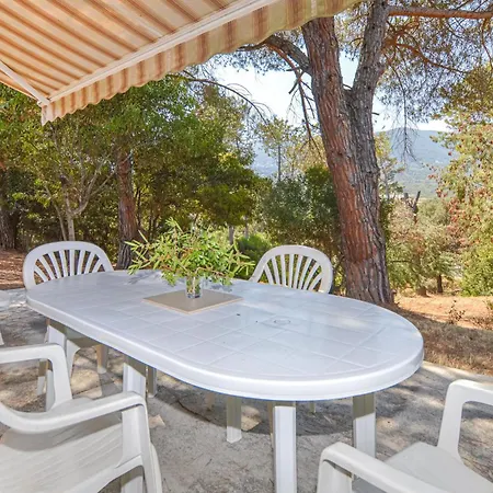 בית נופש 1 Bedroom In קלקטוג'יו