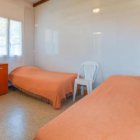 בית נופש 1 Bedroom In קלקטוג'יו